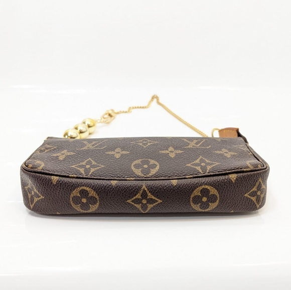 ✨️💎Authentic Louis Vuitton Mini Pochette Accessoires Monogram Bag - Picture 7 of 16